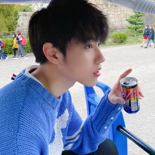 韩国帅哥头像真人第1张