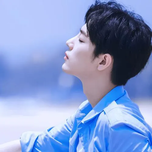 真实阳光帅哥头像第1张