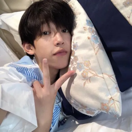 高清霸气超拽男生头像图片第1张