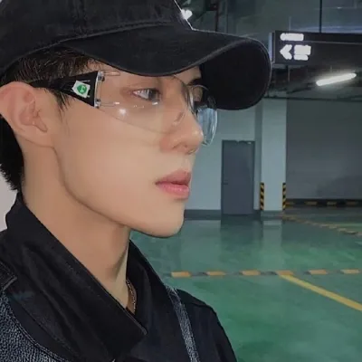 高清成熟超酷的超好看男头第1张