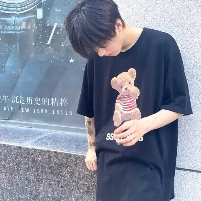 高清帅气的独一无二男生头像真人图片第1张