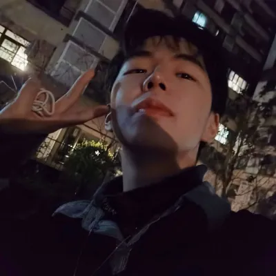 高清搞怪的怪异风格另类头像男生图片第1张