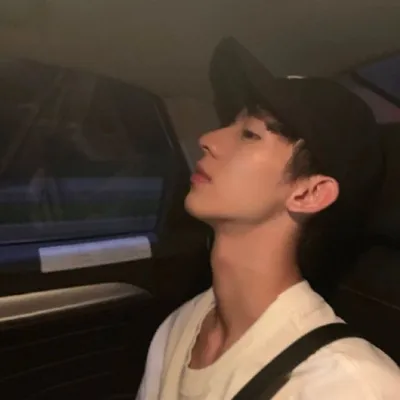 不一样的真人头像独一无二酷爽风格男头第1张