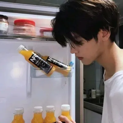 最帅气的精致男生头像图片第1张