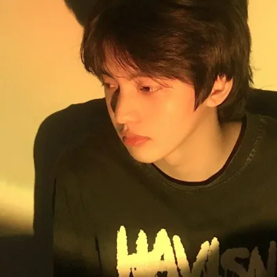 帅哥会用的头像第1张