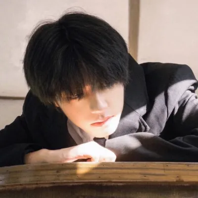 高质量男生帅气头像第1张