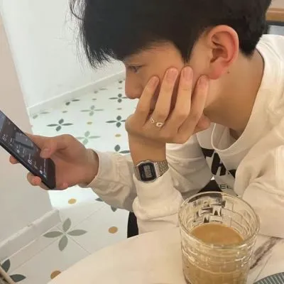 吸引粉丝很热门的很火的男生头像大全第1张