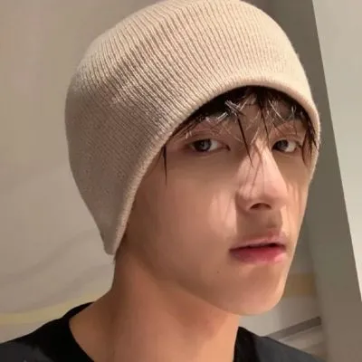 酷到没朋友的英俊帅气的男生头像第1张