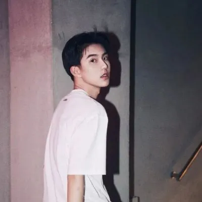 清冷系男生头像超级的高清好看第1张