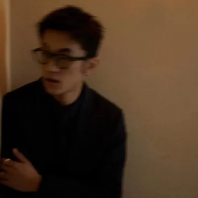 很精神又很爽朗的霸气的帅哥男头第1张