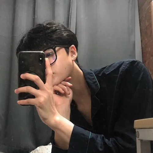 qq男生头像可爱帅气的图片第1张