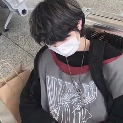 ins帅气高冷男头第1张