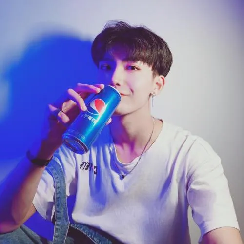 帅哥头像真人头像可爱第1张