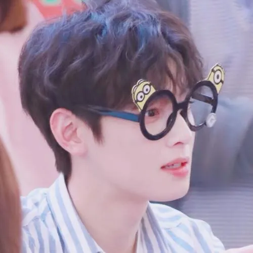 qq男生头像讨人喜欢酷帅高清图第1张