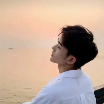 又很好的乖乖的男头头像第1张