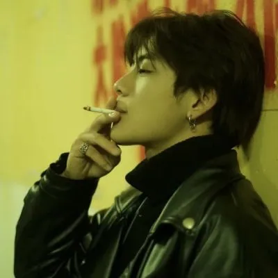 又帅又十分拽的男人气概头像第1张