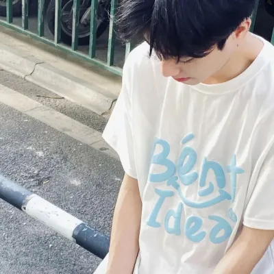 成熟帅气男生头像高清第1张