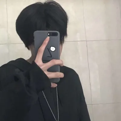 霸气男生超酷社会头像图片第1张