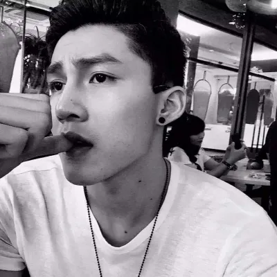 超拽霸气帅气男生头像第1张