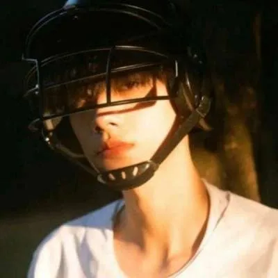 真人颜值爆表男生头像第1张