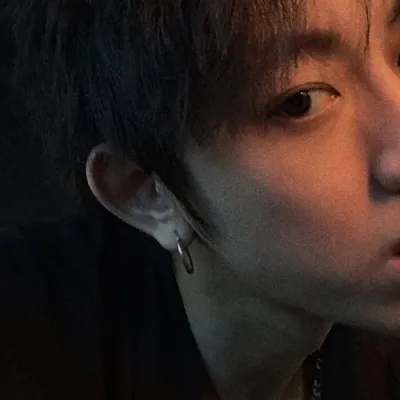 悲伤消沉微信男生头像图片第1张