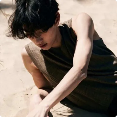 2022最霸气侧漏的帅男男头第1张