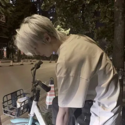 唯美非主流男生头像图片第1张