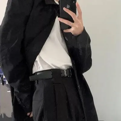 气质阳光男人头像图片第1张