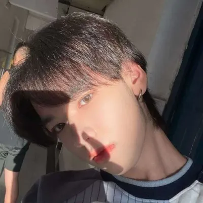 30岁成熟帅气男人专用微信头像第1张