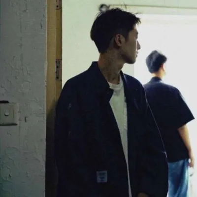 阳光帅气男生头像高清第1张