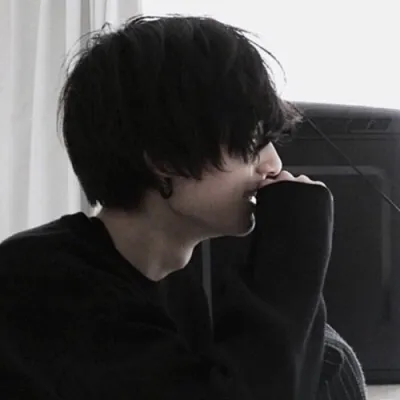 渣男必备超拽头像图片第1张