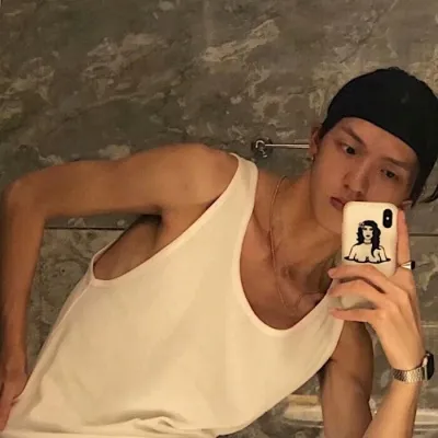 个性伤感男生头像图片第1张