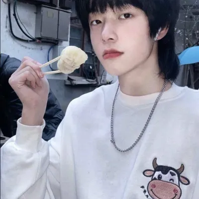 萌萌的男孩高清头像第1张