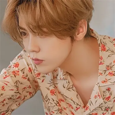 霸气洒脱男生专属头像图片第1张