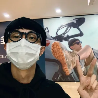 成熟的男生头像图片第1张