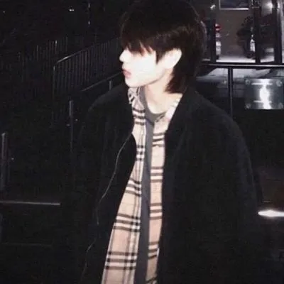 嘻哈男生头像图片第1张