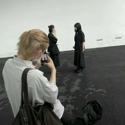 帅气男生高冷头像图片第1张