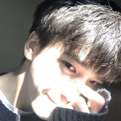 ins风高清冷酷男生头像第1张