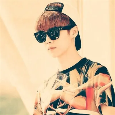 唯美帅气男生头像图片高清第1张