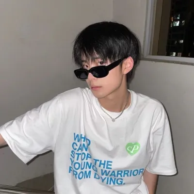 最潮帅气男生头像图片第1张