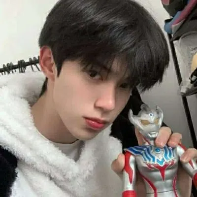 简单可爱男生头像图片第1张