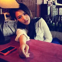 好看的复古女生qq头像第1张