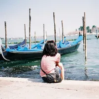 唯美伤感的清新女生qq头像第1张