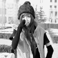 非主流唯美qq黑白头像女生第1张