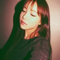 非主流带字的qq女生头像第1张