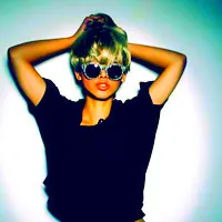 欧美邪恶重口味女生头像第1张