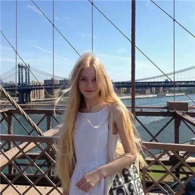 欧美时尚潮流炫酷女生头像第1张