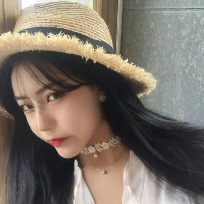 qq头像闺蜜两人一人一张唯美清纯第1张