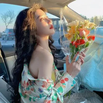 2021新款头像女阳光第1张