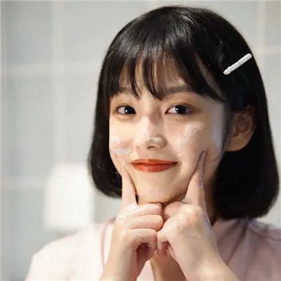 女生头像微笑阳光清纯第1张